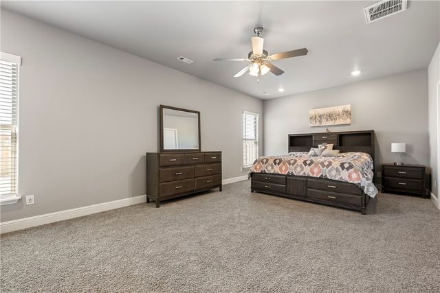 2041 Tallgrass Terrace, Centerton, AR 72719