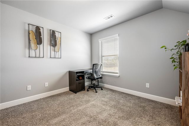 2041 Tallgrass Terrace, Centerton, AR 72719