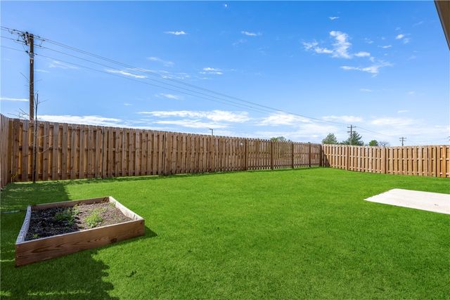 2041 Tallgrass Terrace, Centerton, AR 72719