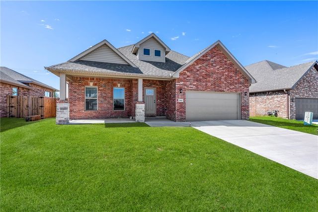 2041 Tallgrass Terrace, Centerton, AR 72719