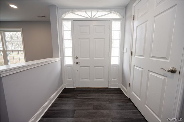 6861 Jewett Holmwood Road, Orchard Park, NY 14127