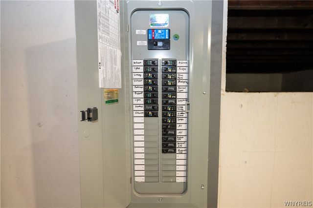 6861 Jewett Holmwood Road, Orchard Park, NY 14127