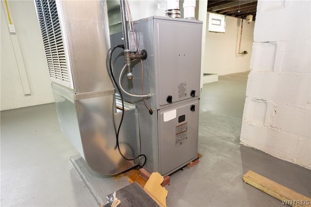 6861 Jewett Holmwood Road, Orchard Park, NY 14127