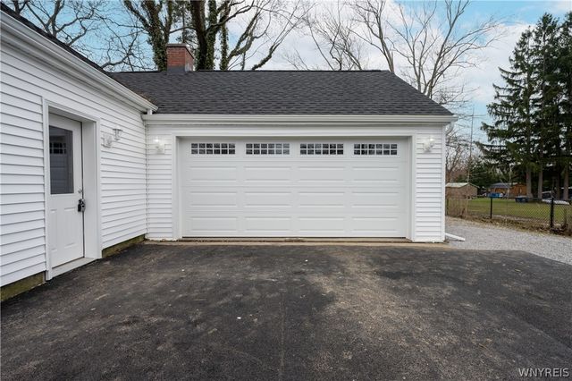 6861 Jewett Holmwood Road, Orchard Park, NY 14127