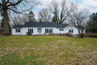 6861 Jewett Holmwood Road, Orchard Park, NY 14127