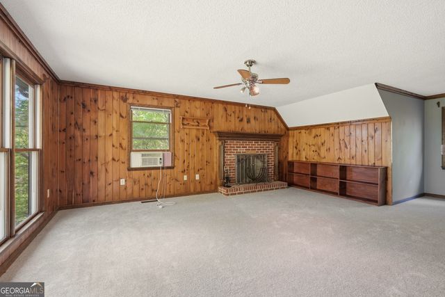 170 High Ridge Road, Young Harris, GA 30582