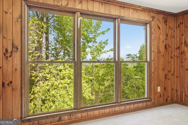 170 High Ridge Road, Young Harris, GA 30582