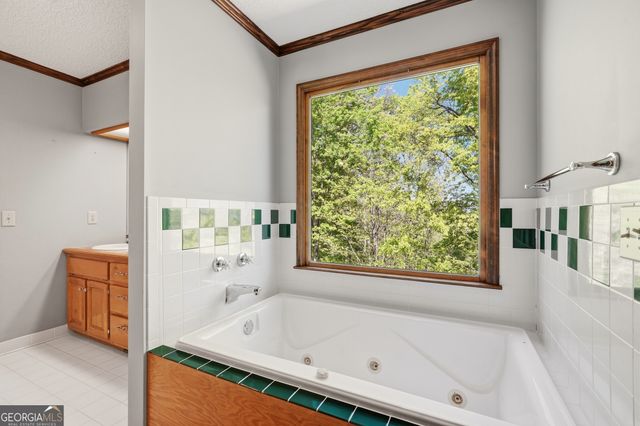 170 High Ridge Road, Young Harris, GA 30582