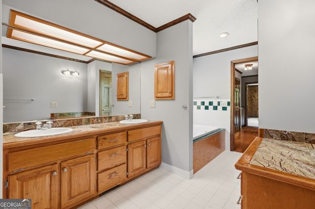 170 High Ridge Road, Young Harris, GA 30582