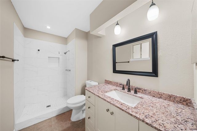 16306 Forest Bend Avenue, Friendswood, TX 77546