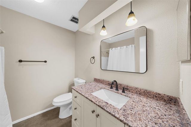 16306 Forest Bend Avenue, Friendswood, TX 77546