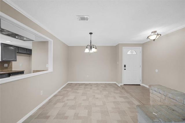 16306 Forest Bend Avenue, Friendswood, TX 77546