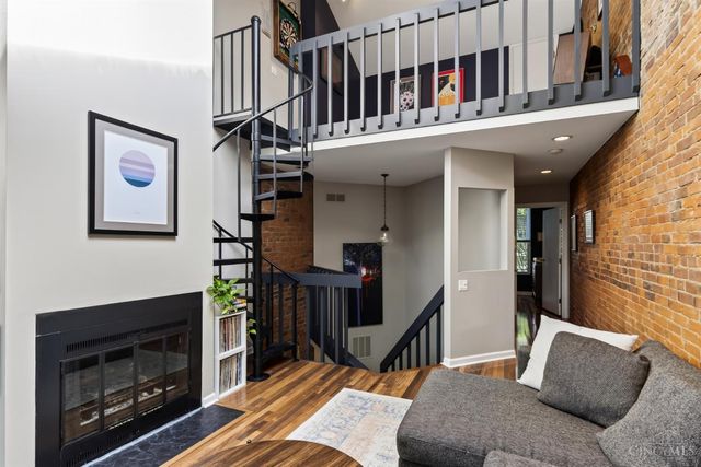 331 Milton Street, Cincinnati, OH 45202