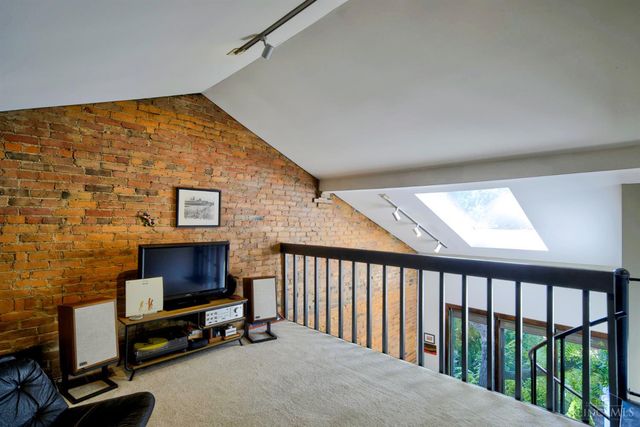 331 Milton Street, Cincinnati, OH 45202