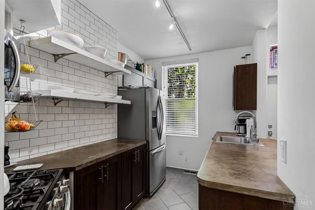 331 Milton Street, Cincinnati, OH 45202