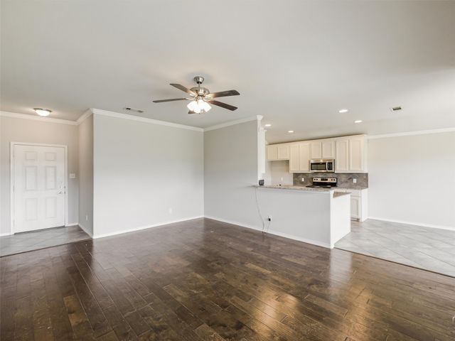 132 W County Road 4213, Decatur, TX 76234