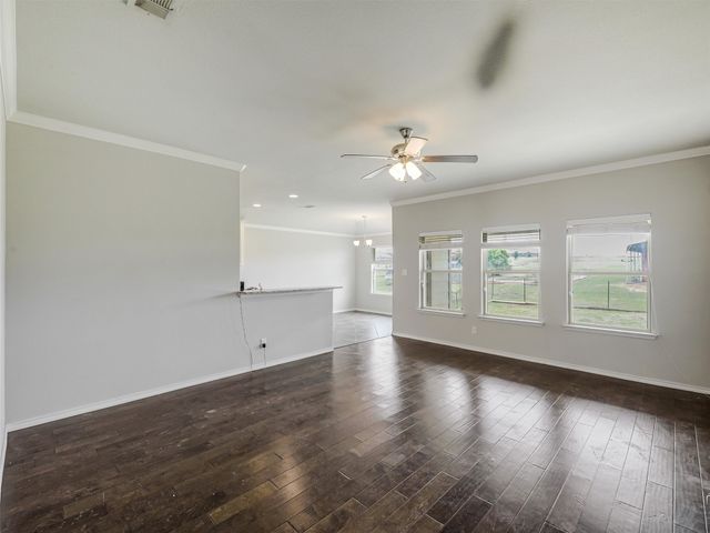 132 W County Road 4213, Decatur, TX 76234