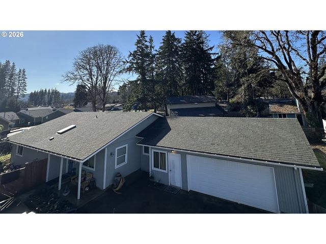 24970 HUNTER Ave, Veneta, OR 97487