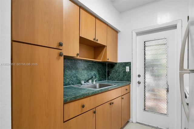 934 Meridian 7, Miami Beach, FL 33139