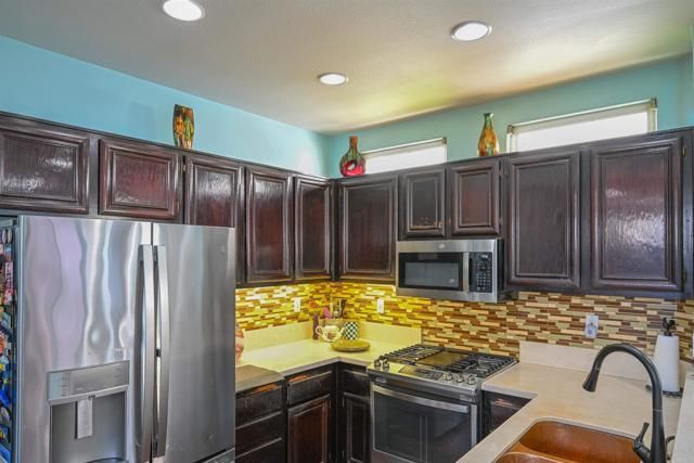 18861 Caminito Cantilena 21, San Diego, CA 92128