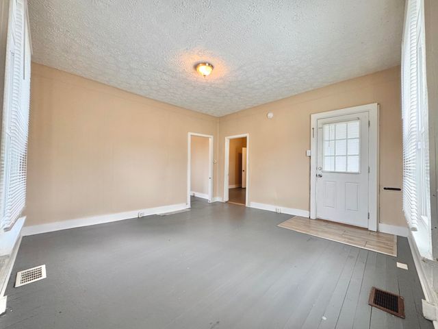 424 Hanson Street, Paris, KY 40361