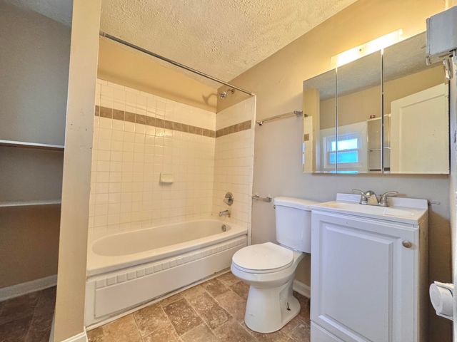 424 Hanson Street, Paris, KY 40361