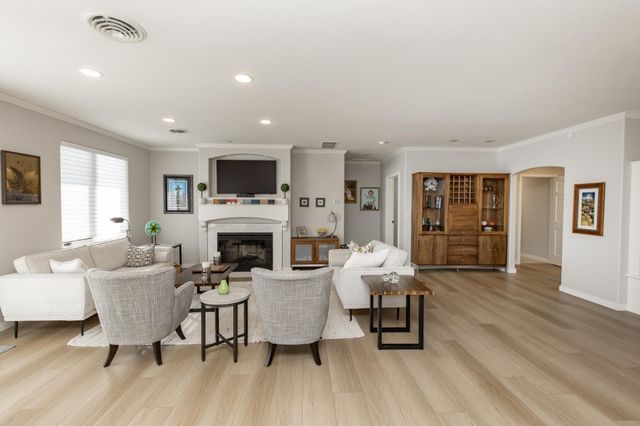 3200 11th Street S 317, Fargo, ND 58104