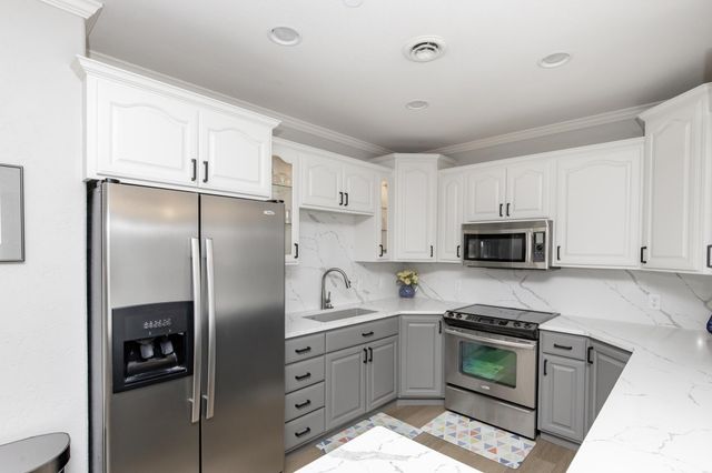 3200 11th Street S 317, Fargo, ND 58104