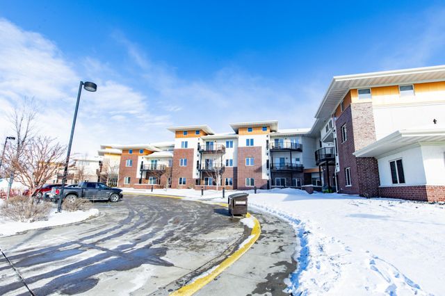 3200 11th Street S 317, Fargo, ND 58104