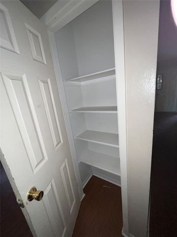 9867 Sageroyal Lane, Houston, TX 77089