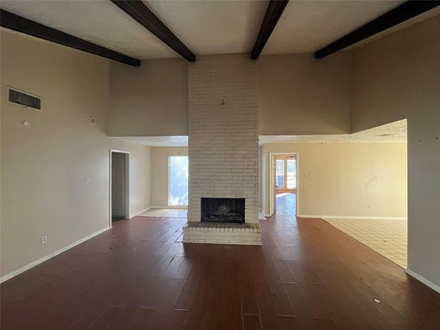 9867 Sageroyal Lane, Houston, TX 77089