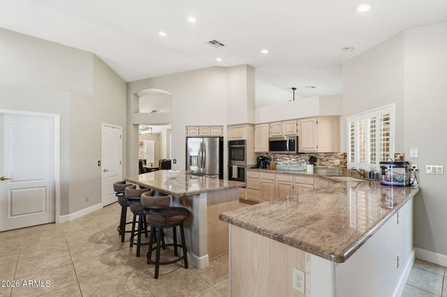 7228 W EUGIE Avenue, Peoria, AZ 85381