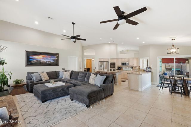 7228 W EUGIE Avenue, Peoria, AZ 85381