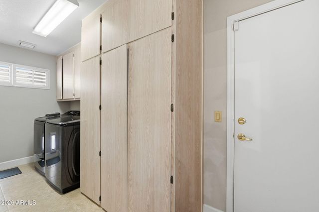 7228 W EUGIE Avenue, Peoria, AZ 85381