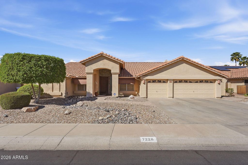 7228 W EUGIE Avenue, Peoria, AZ 85381