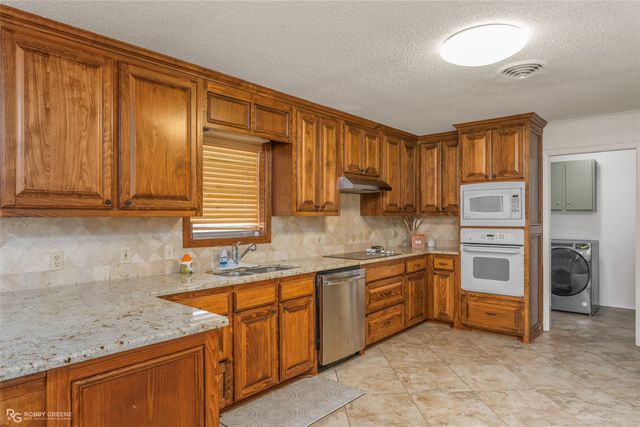 240 Mcdowell Street, Doyline, LA 71023