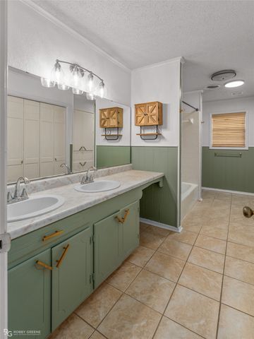 240 Mcdowell Street, Doyline, LA 71023