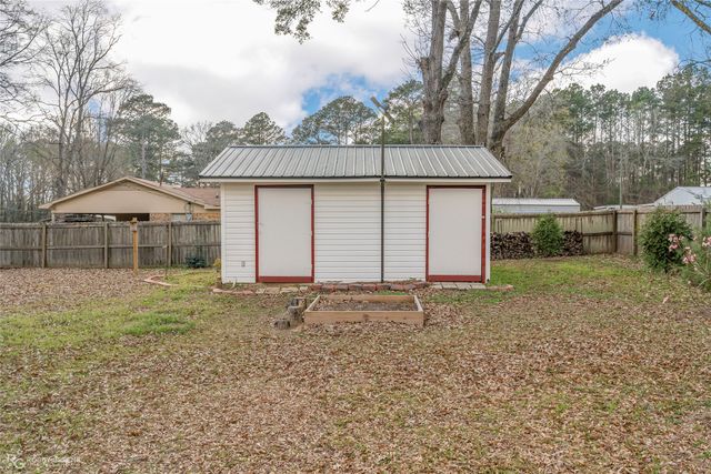 240 Mcdowell Street, Doyline, LA 71023