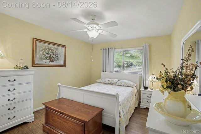 41595 Berly Drive, Clinton Charter Township, MI 48038