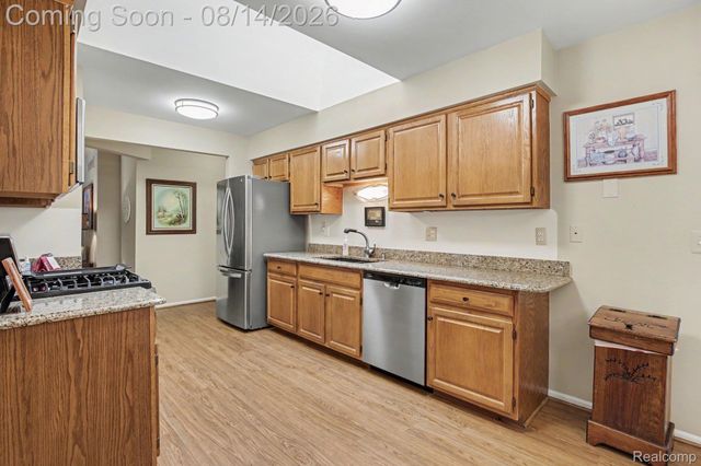 41595 Berly Drive, Clinton Charter Township, MI 48038