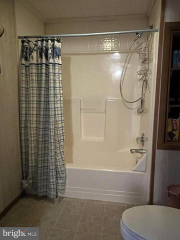 1703 INDUSTRIAL PARK RD, Mifflintown, PA 17059