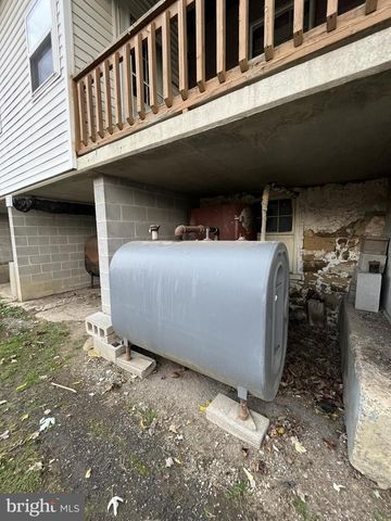 1703 INDUSTRIAL PARK RD, Mifflintown, PA 17059