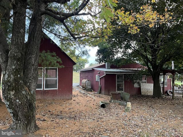 1703 INDUSTRIAL PARK RD, Mifflintown, PA 17059