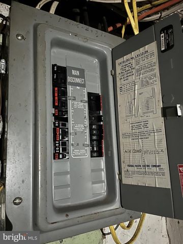 1703 INDUSTRIAL PARK RD, Mifflintown, PA 17059