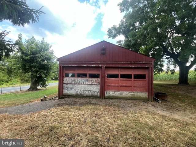 1703 INDUSTRIAL PARK RD, Mifflintown, PA 17059