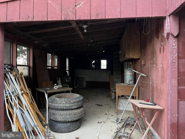 1703 INDUSTRIAL PARK RD, Mifflintown, PA 17059