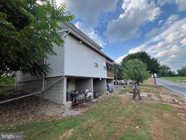 1703 INDUSTRIAL PARK RD, Mifflintown, PA 17059