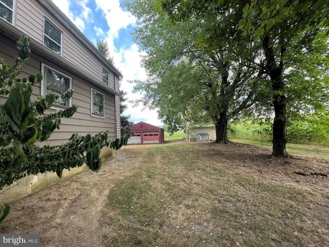 1703 INDUSTRIAL PARK RD, Mifflintown, PA 17059