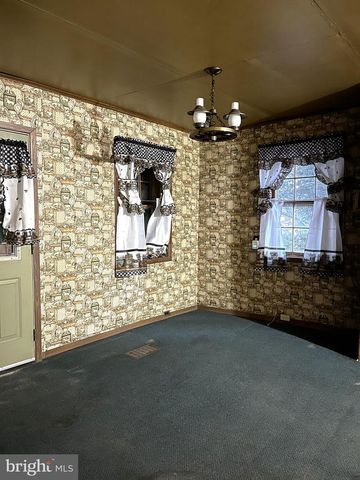 1703 INDUSTRIAL PARK RD, Mifflintown, PA 17059