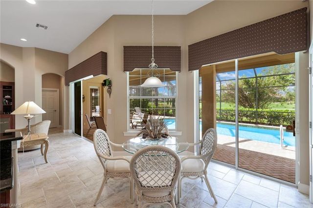 12118 Wicklow LN, Naples, FL 34120